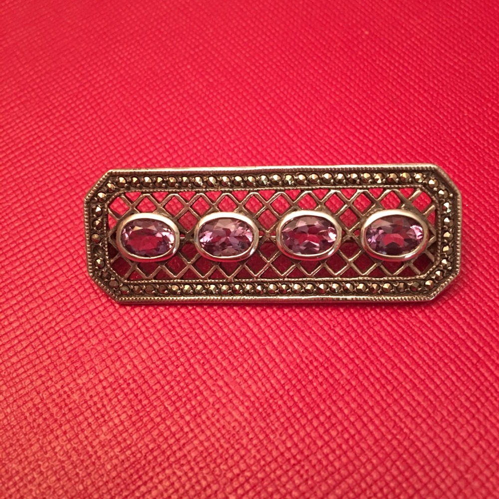 Vintage circa 1950’s Brooch